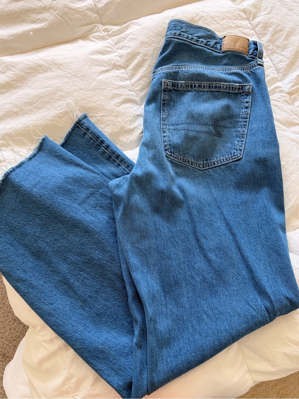 American Eagle Outfitters Women’s Wide-Leg Baggy Flare Jeans